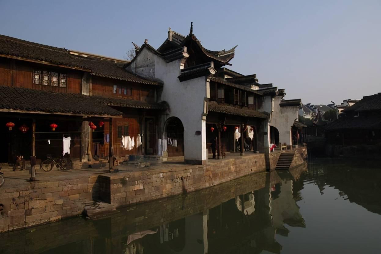 潮新闻记者亲历陪诊：病患以为要耗一整天，没想只用一小时